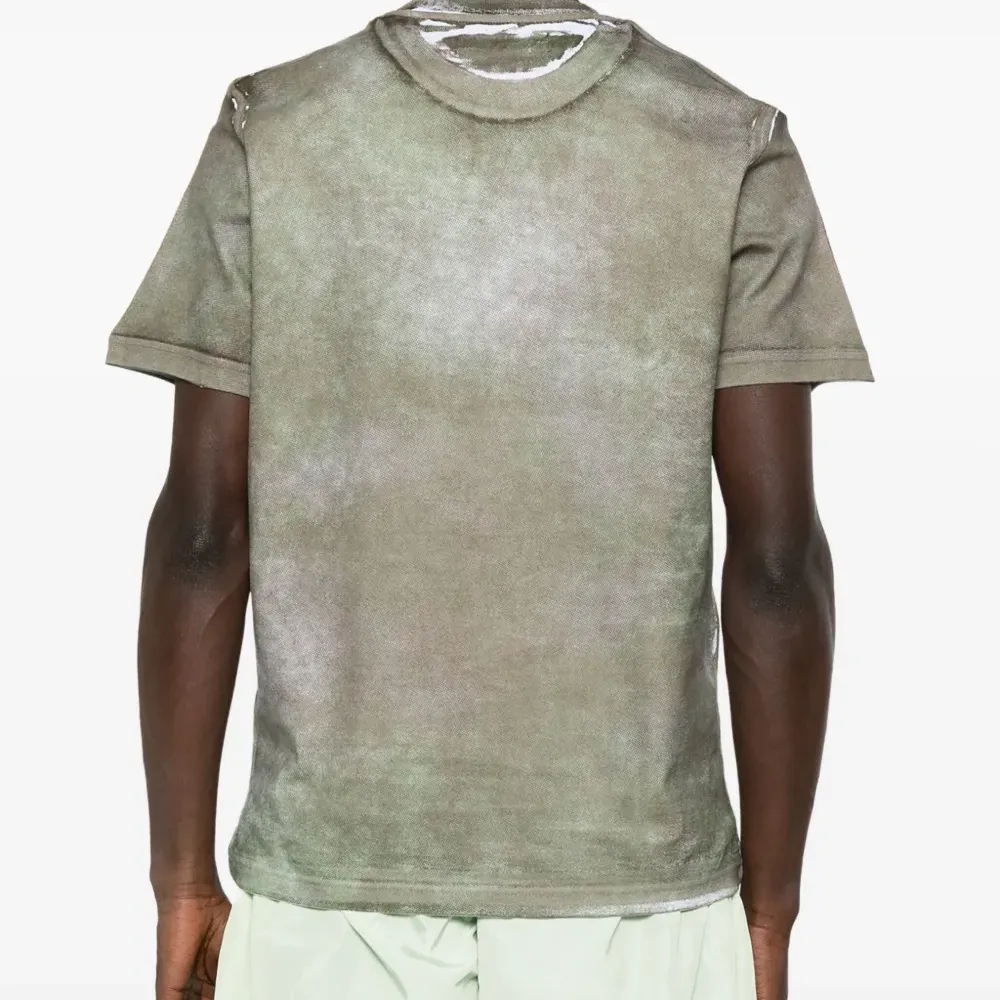 Футболка с принтом