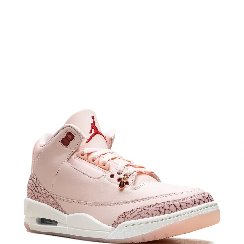 Кроссовки Air Jordan 3 Valentine's Day Кроссовки Air Jordan 3 Valentine's Day