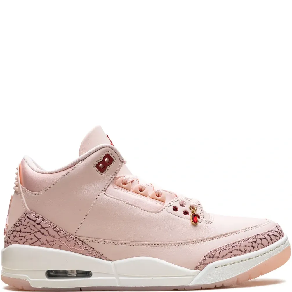 Кроссовки Air Jordan 3 Valentine's Day Кроссовки Air Jordan 3 Valentine's Day