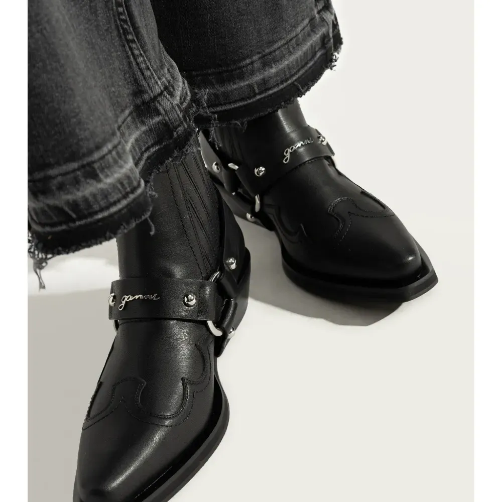 Ковбойские ботинки челси