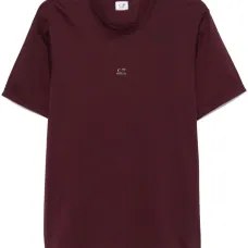 Футболка с логотипом