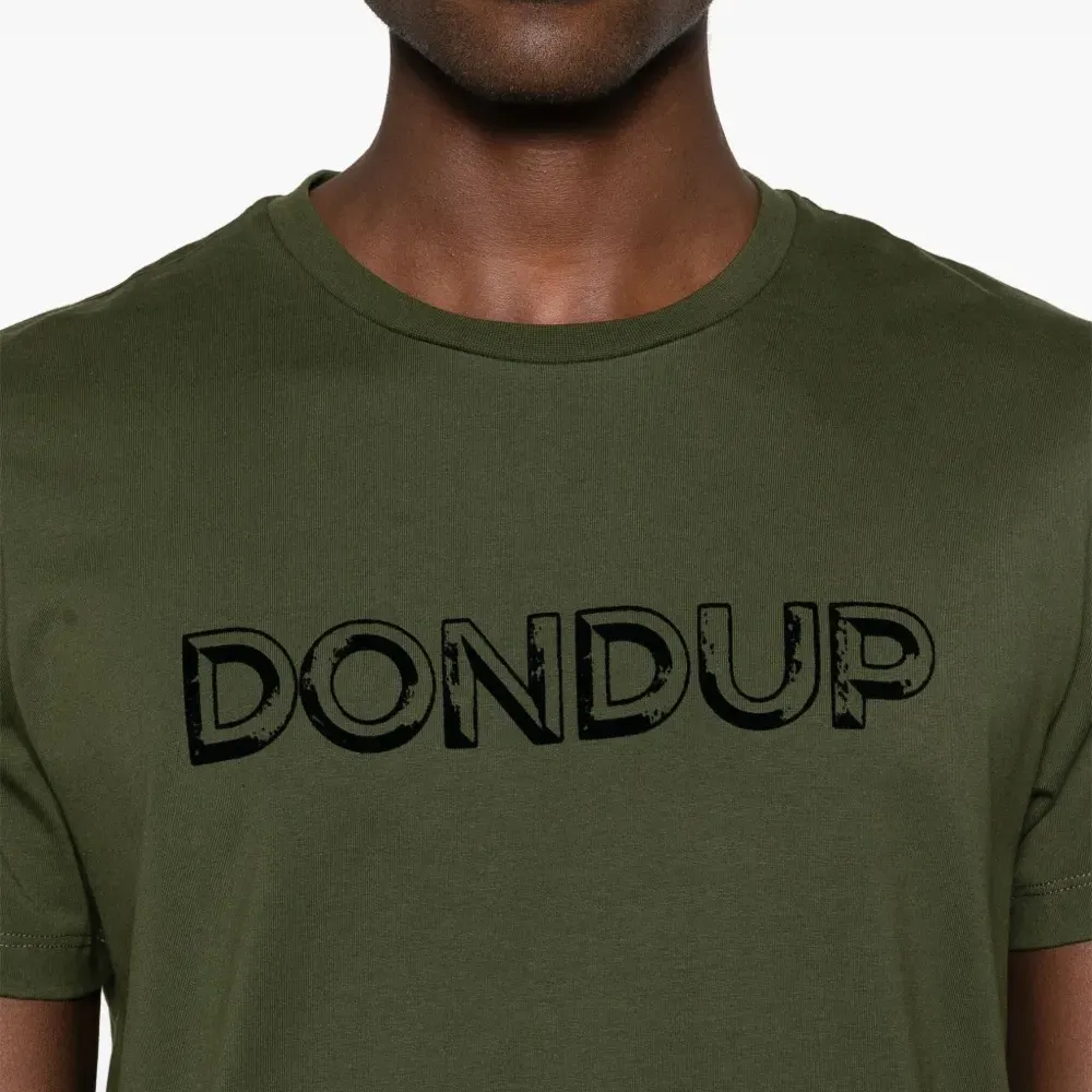 Футболка с логотипом