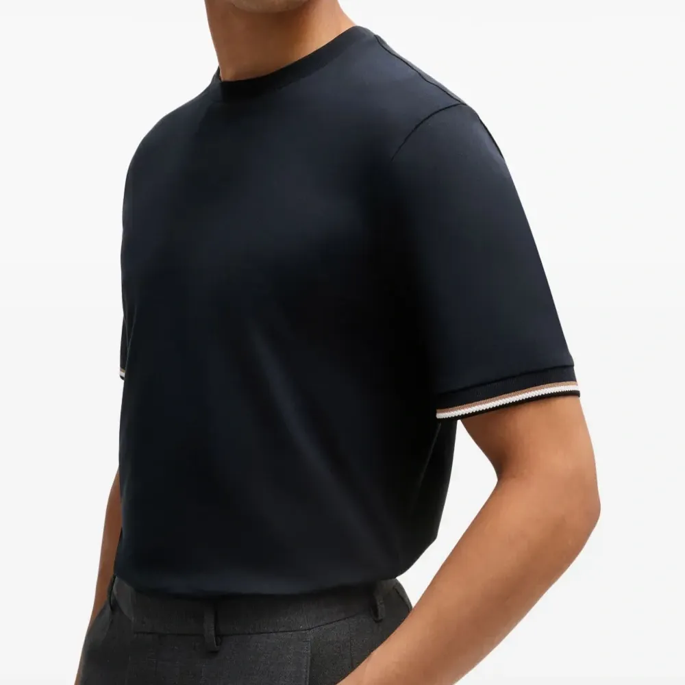 Футболка с короткими рукавами