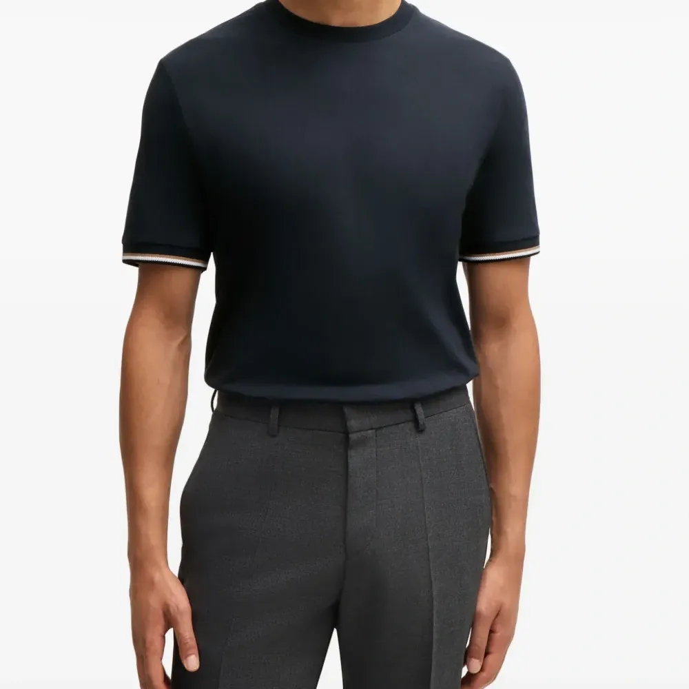 Футболка с короткими рукавами