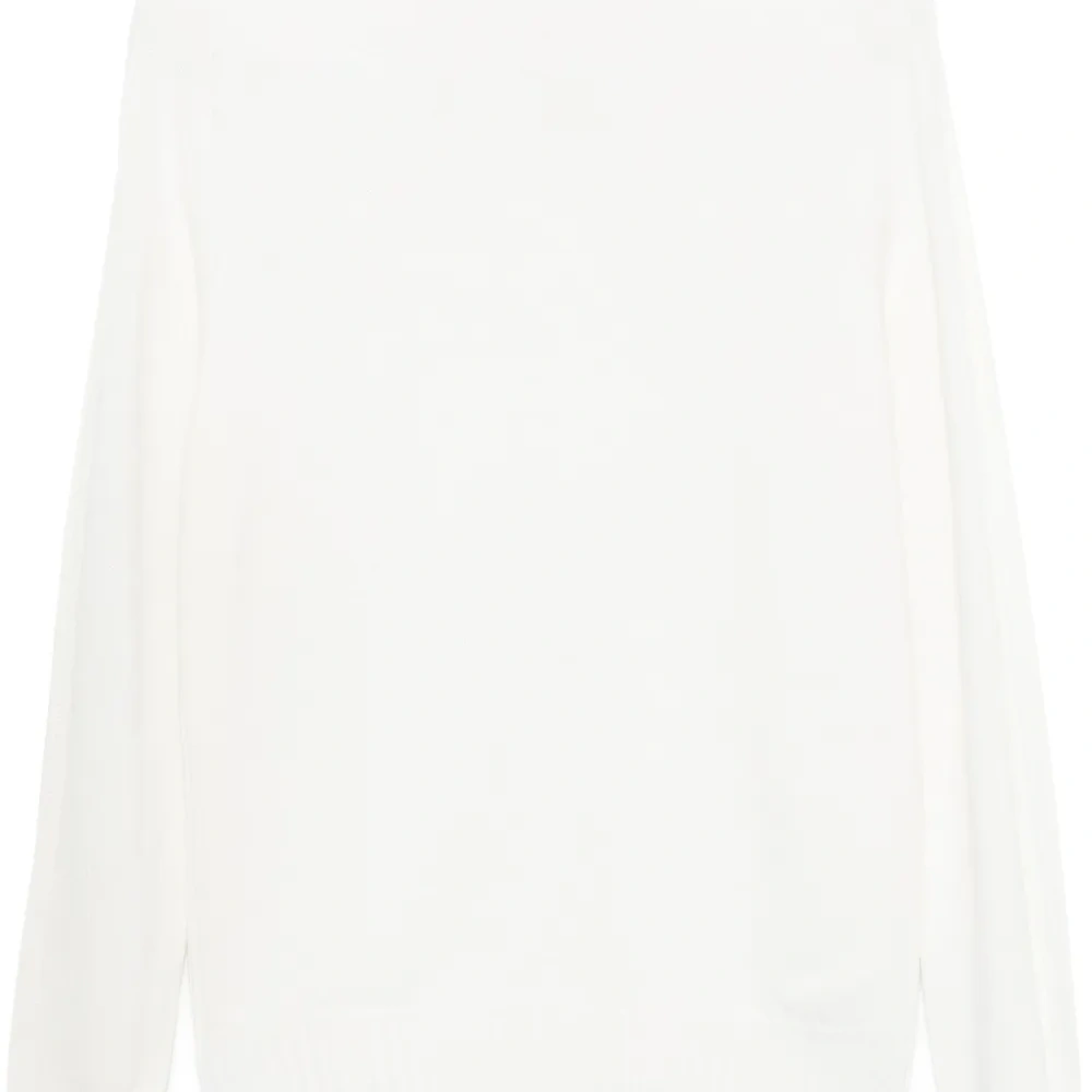 Шерстяной свитер