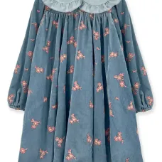 Бархатное платье с цветочной вышивкой Бархатное платье с цветочной вышивкой