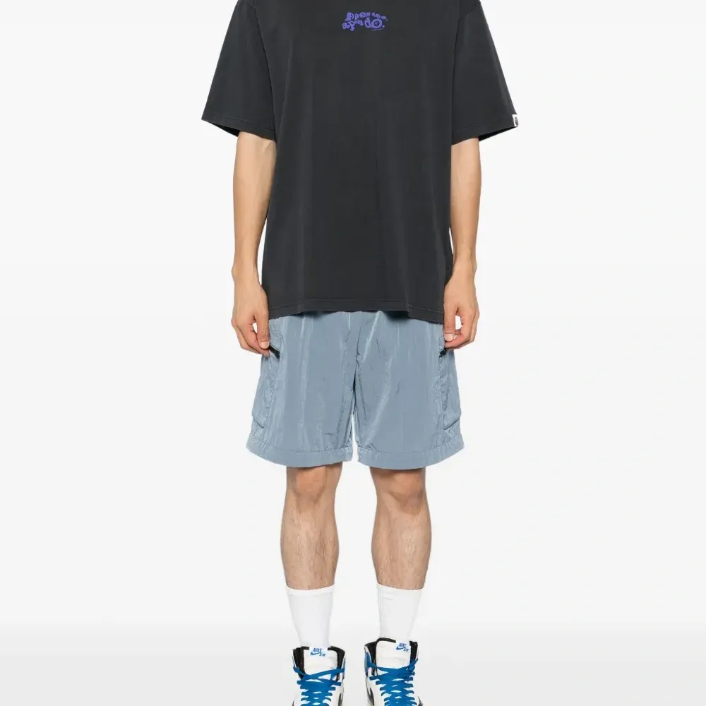 Футболка с логотипом