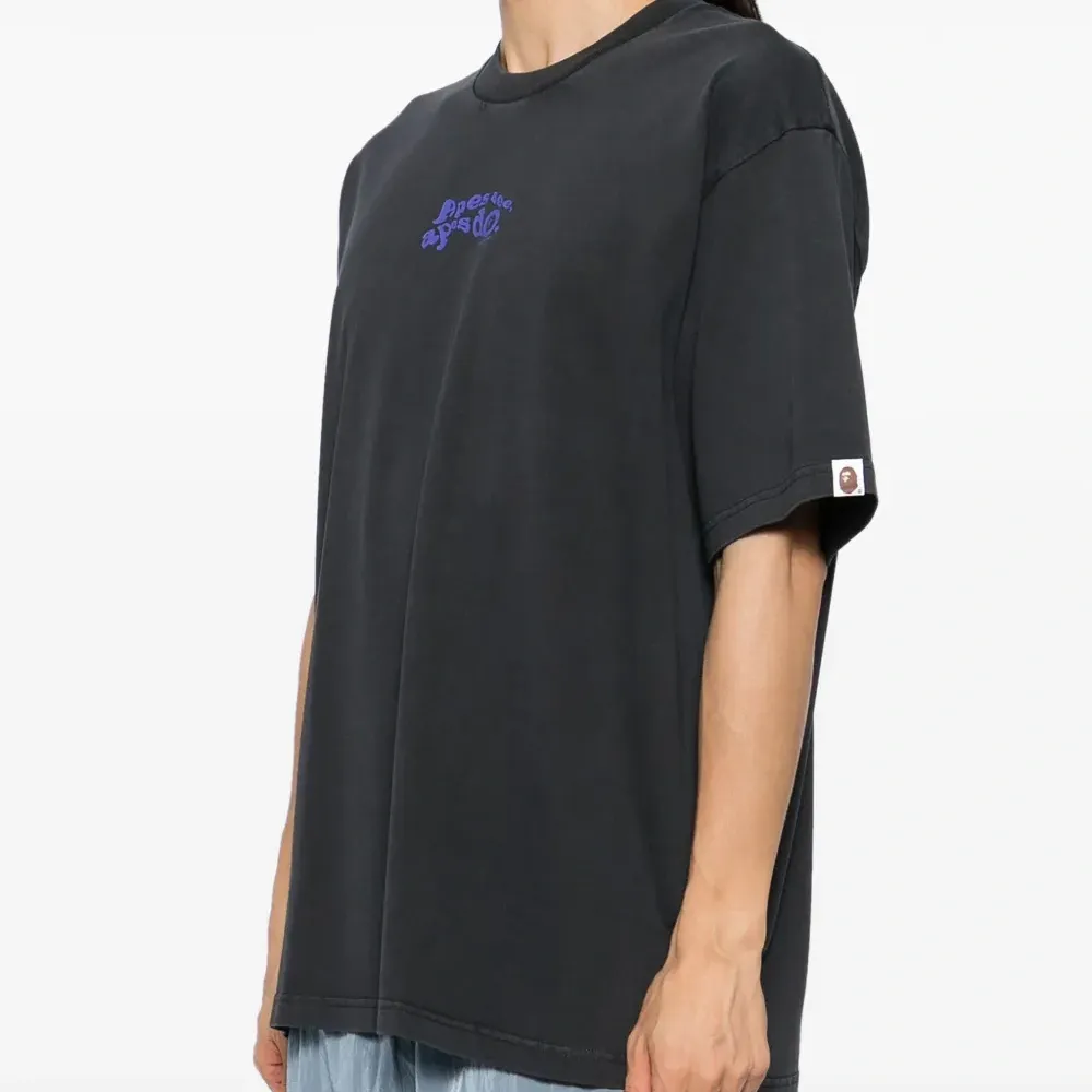 Футболка с логотипом