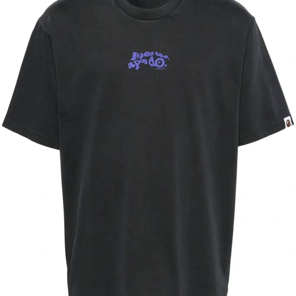 Футболка с логотипом