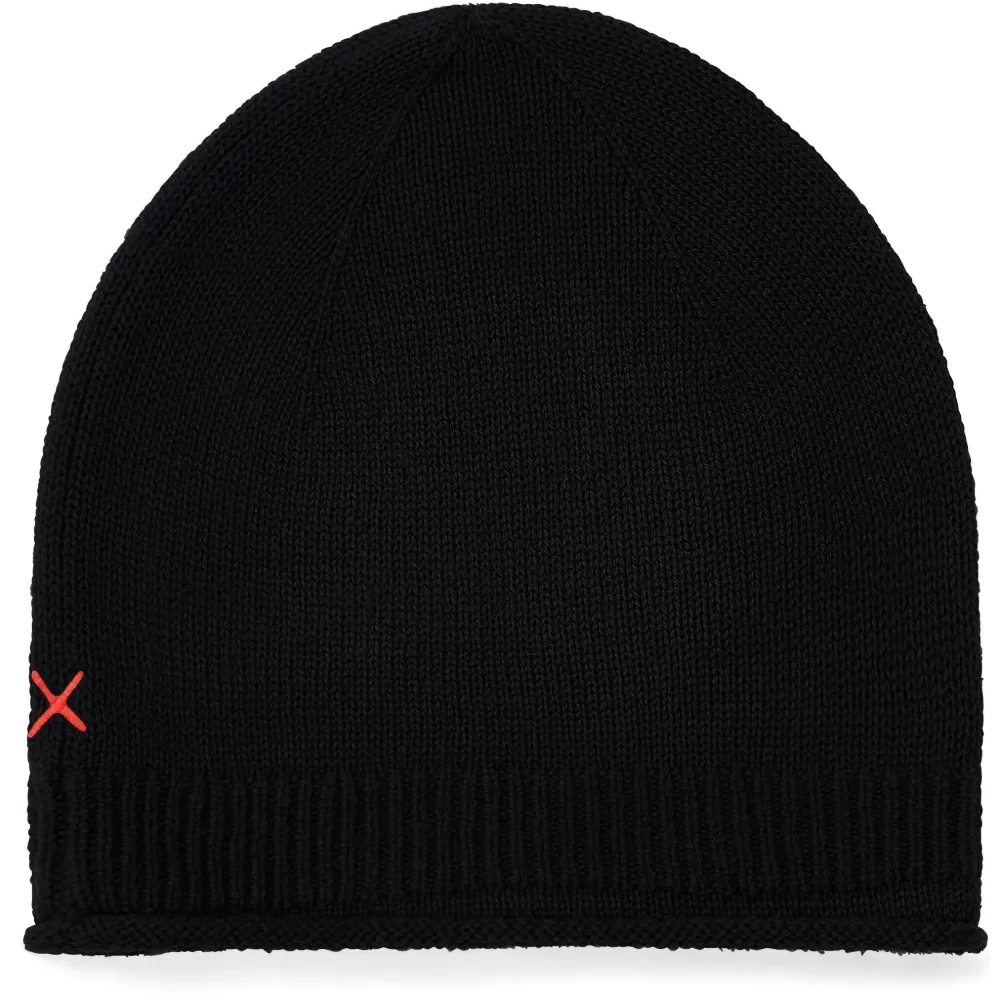 Вязаная шапка бини