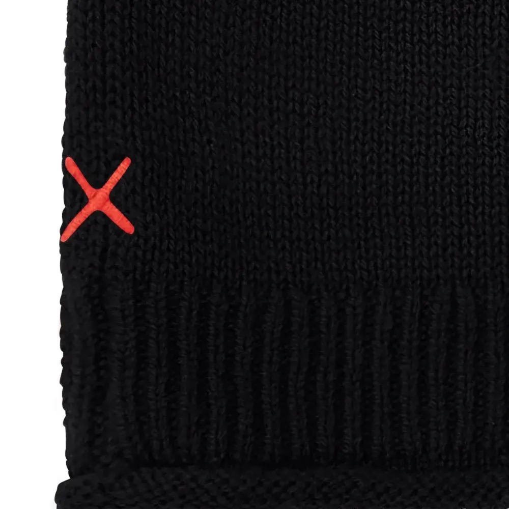 Вязаная шапка бини