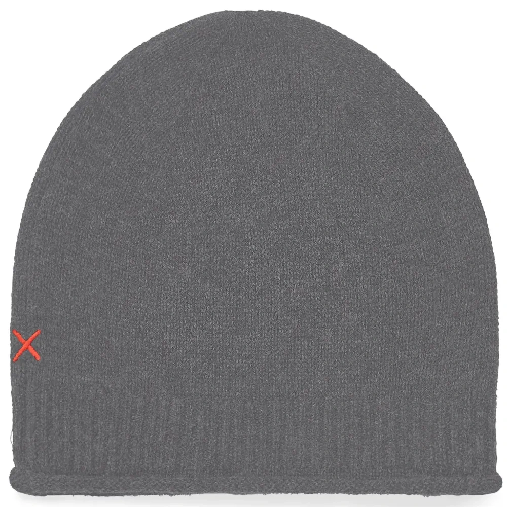 Вязаная шапка бини