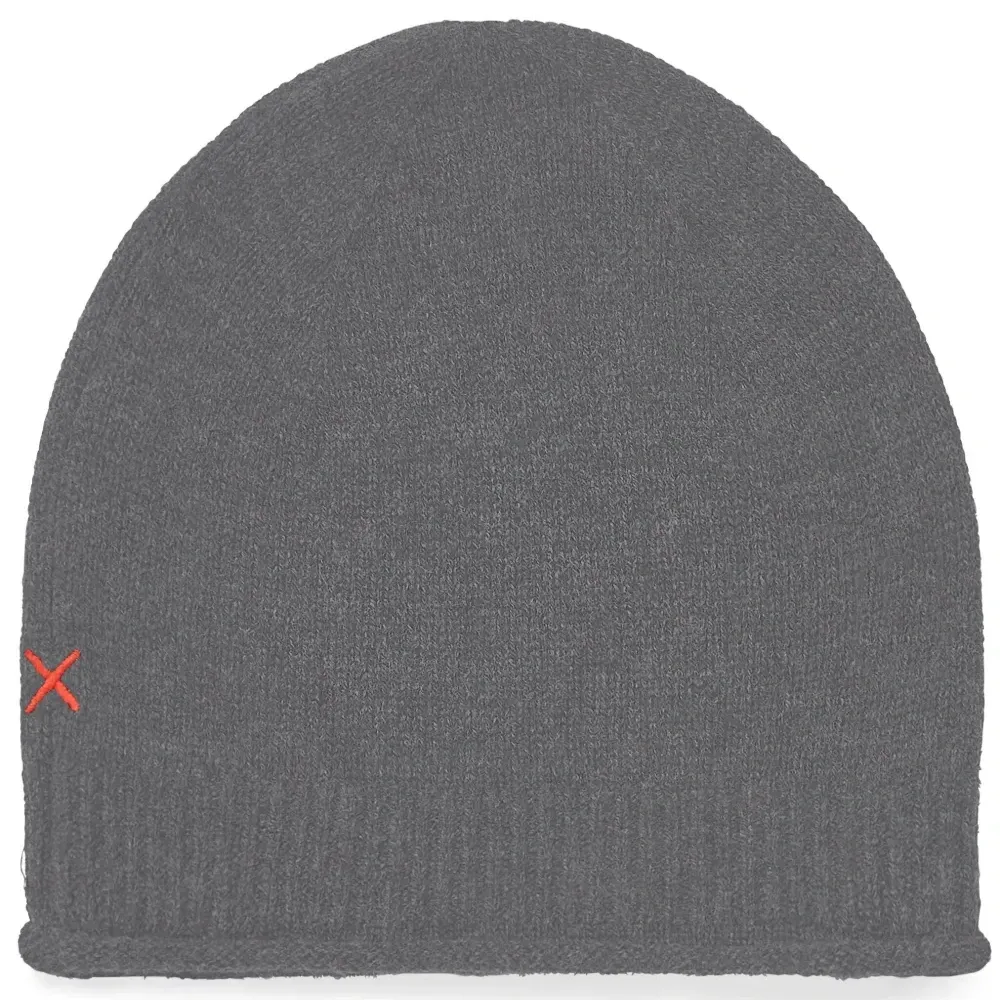 Вязаная шапка бини Вязаная шапка бини