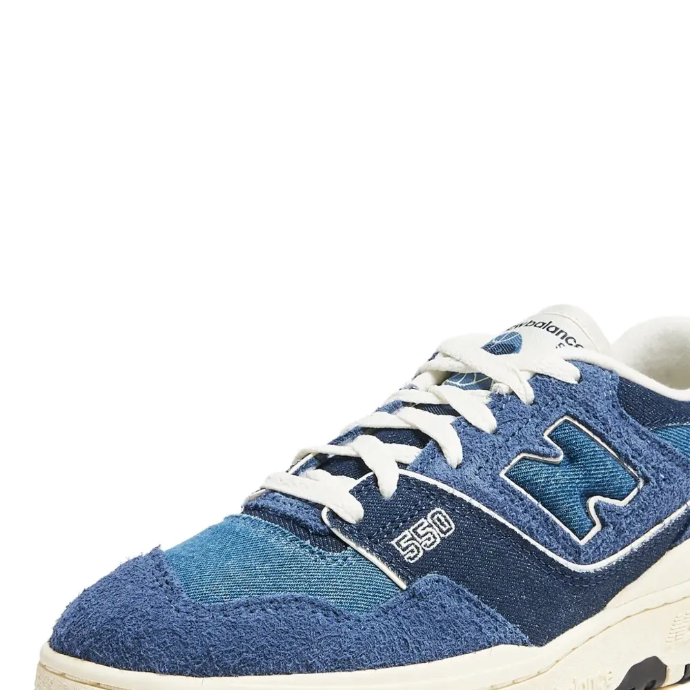 Кроссовки 550