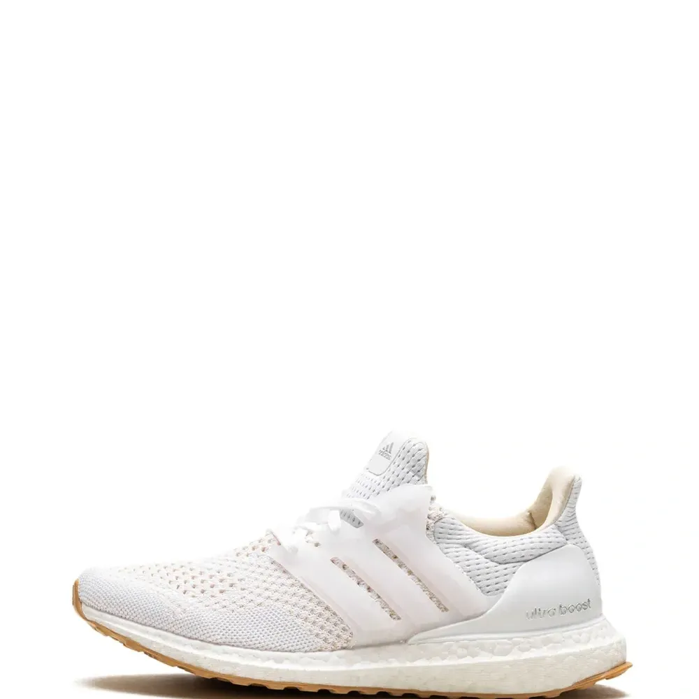 Кроссовки UltraBoost 1.0 White Gum