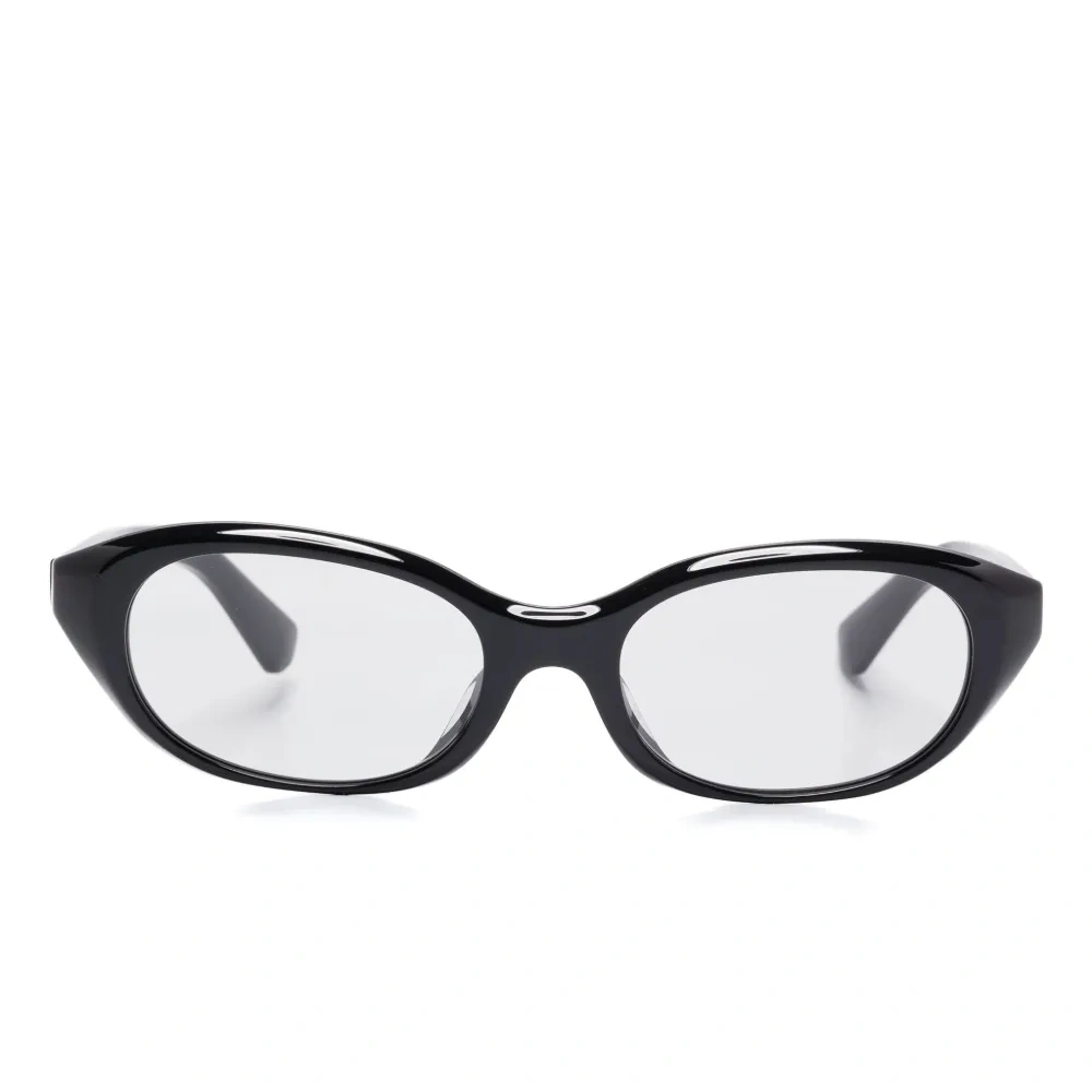 Солнцезащитные очки в оправе 'кошачий глаз' Солнцезащитные очки в оправе 'кошачий глаз'