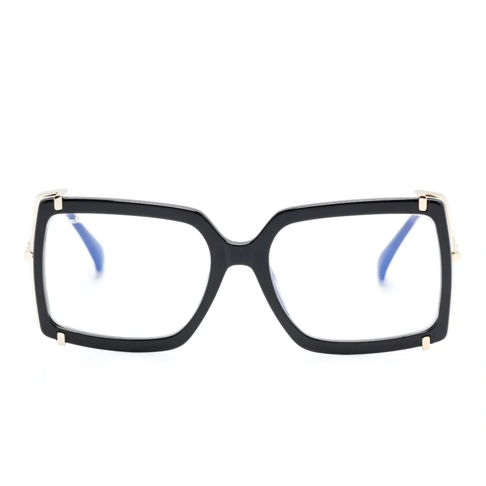 Очки в квадратной оправе