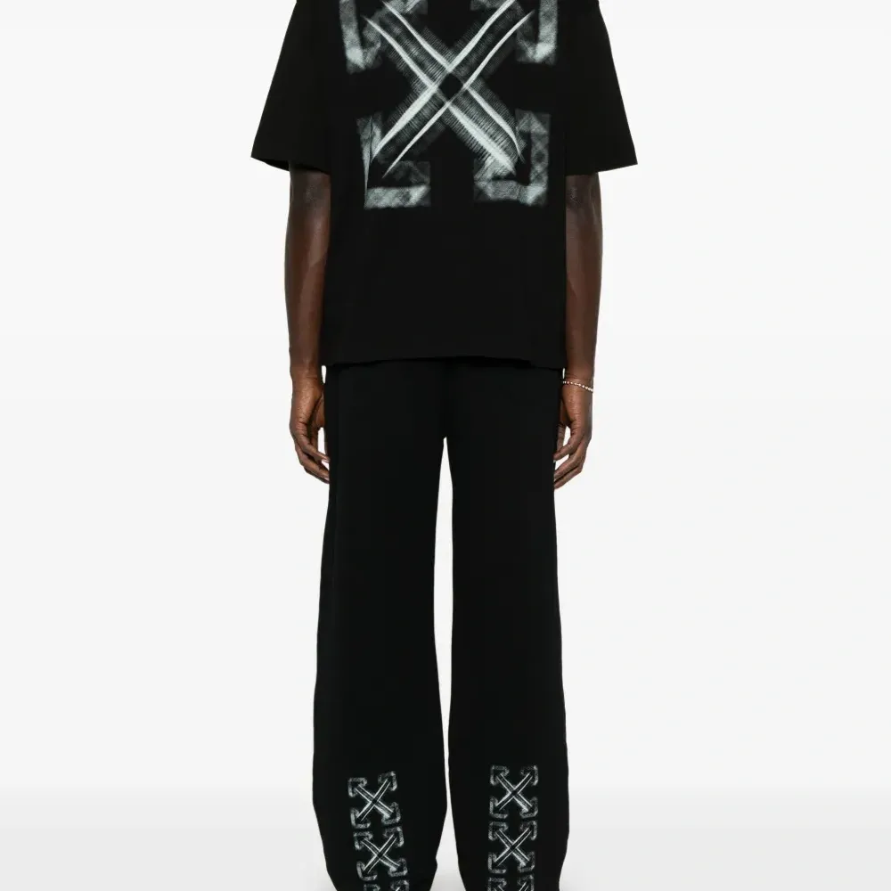 Футболка Vibe Arrow