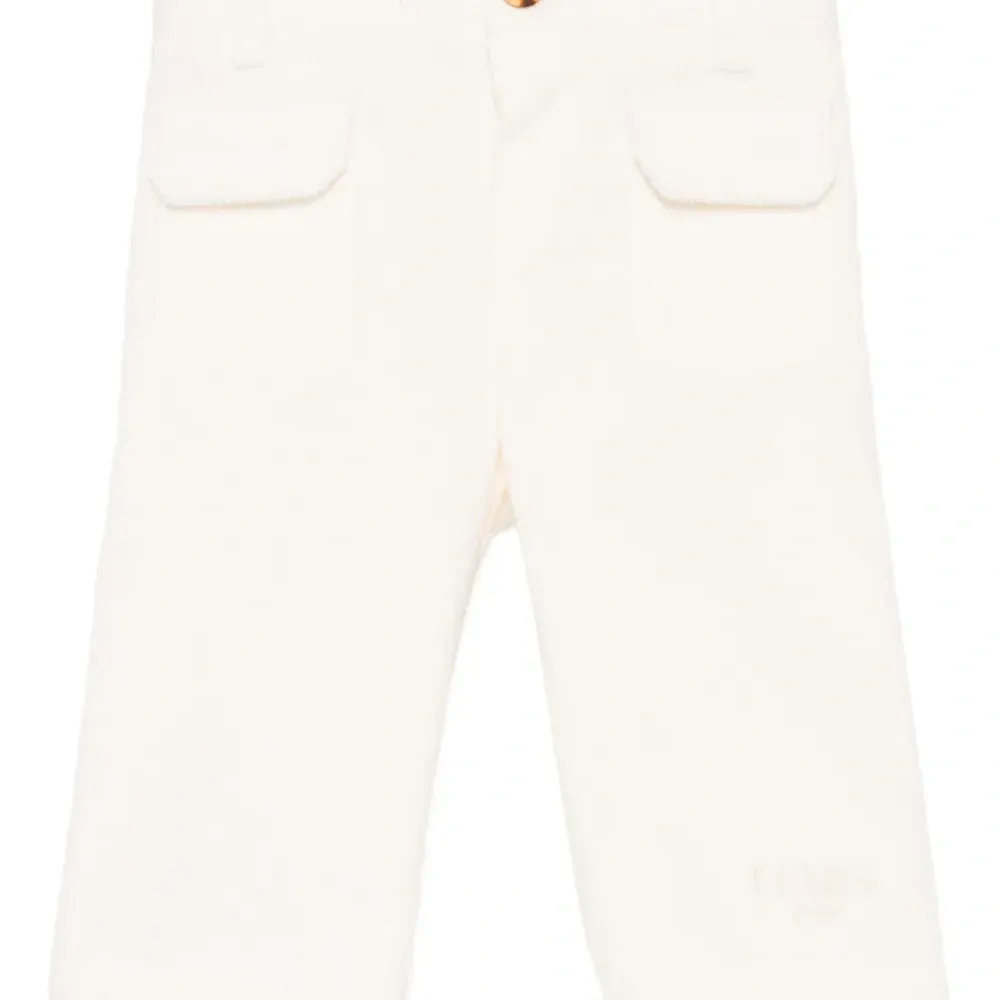 Брюки с вышитым логотипом