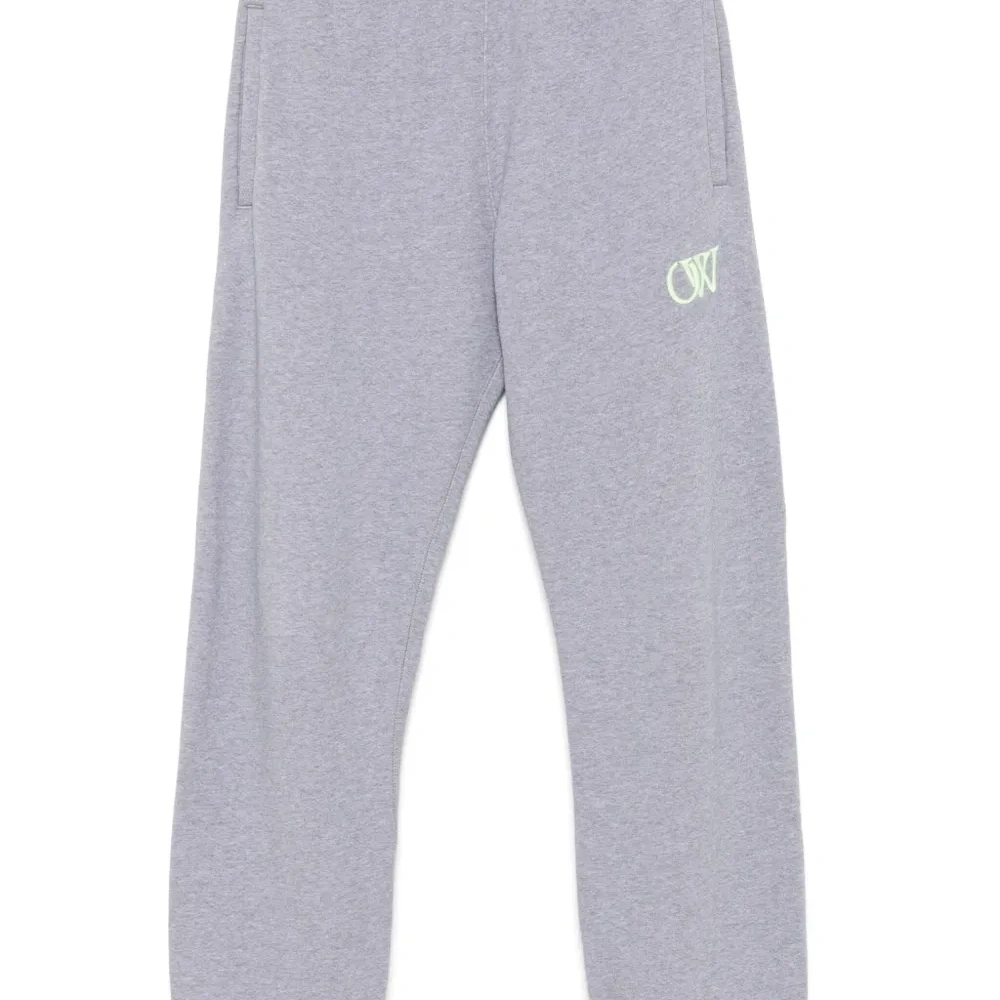 Спортивные брюки с вышитым логотипом Спортивные брюки с вышитым логотипом