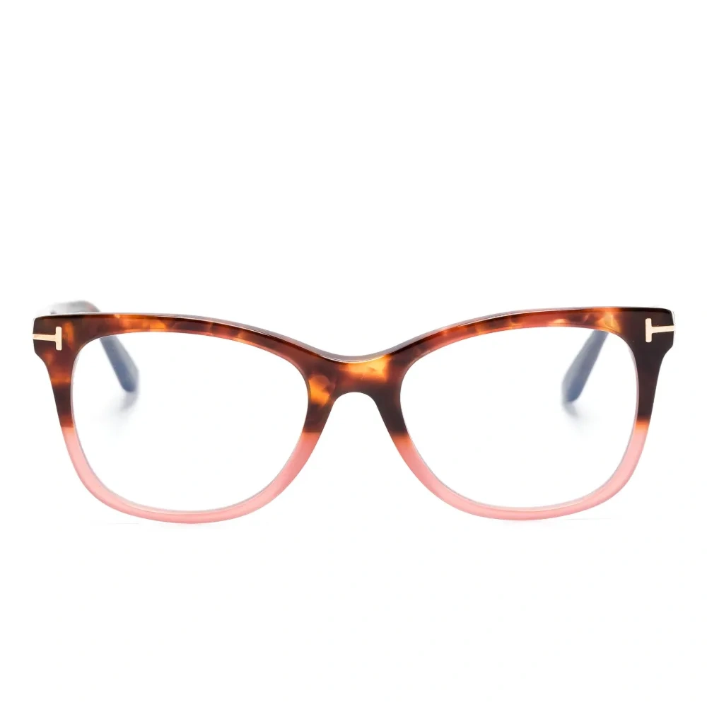 Очки трапециевидной формы