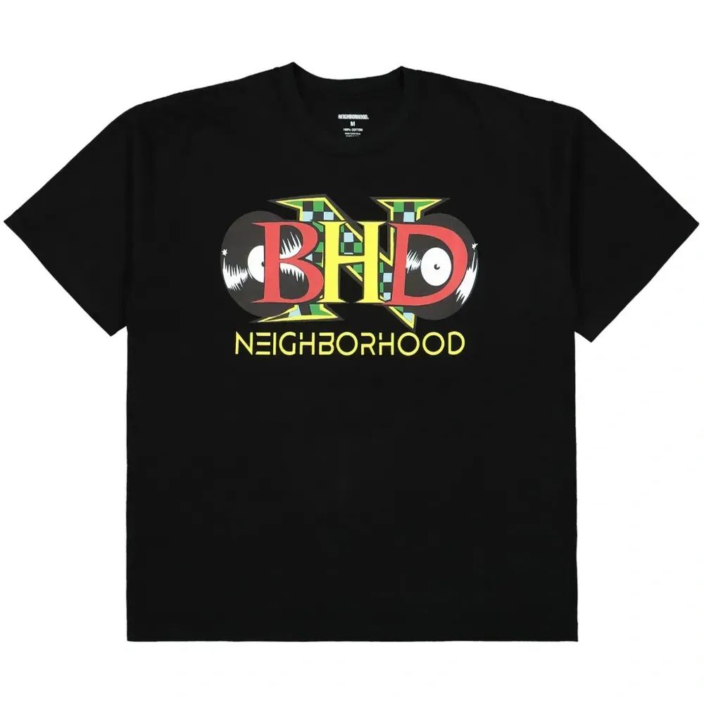 Футболка с круглым вырезом