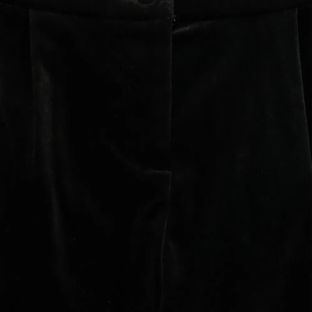 Брюки со складками Брюки со складками