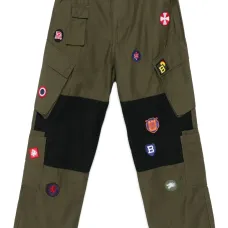 Брюки карго с нашивкой