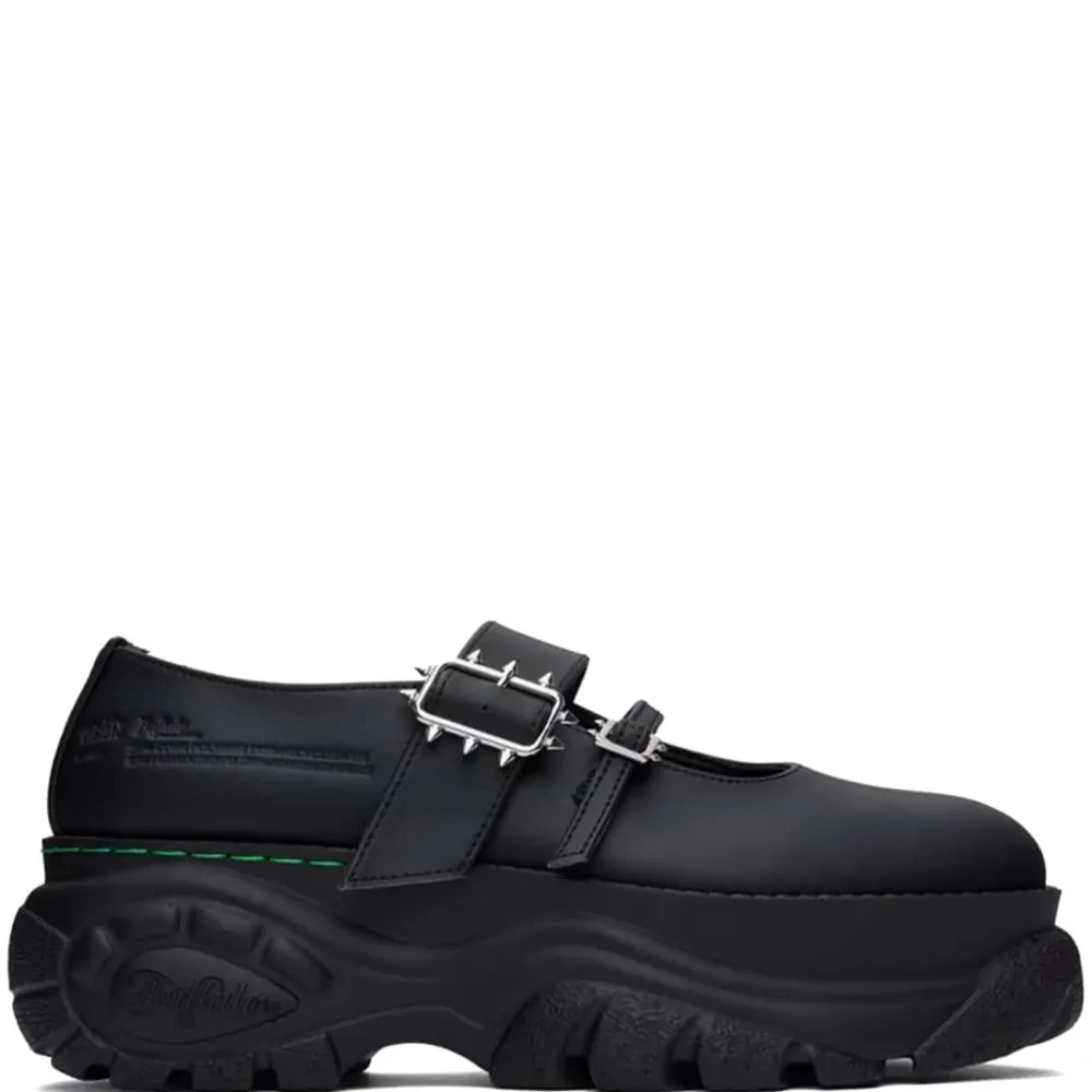 Туфли на платформе из коллаборации с Buffalo Source