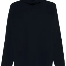 свитер с высоким воротником