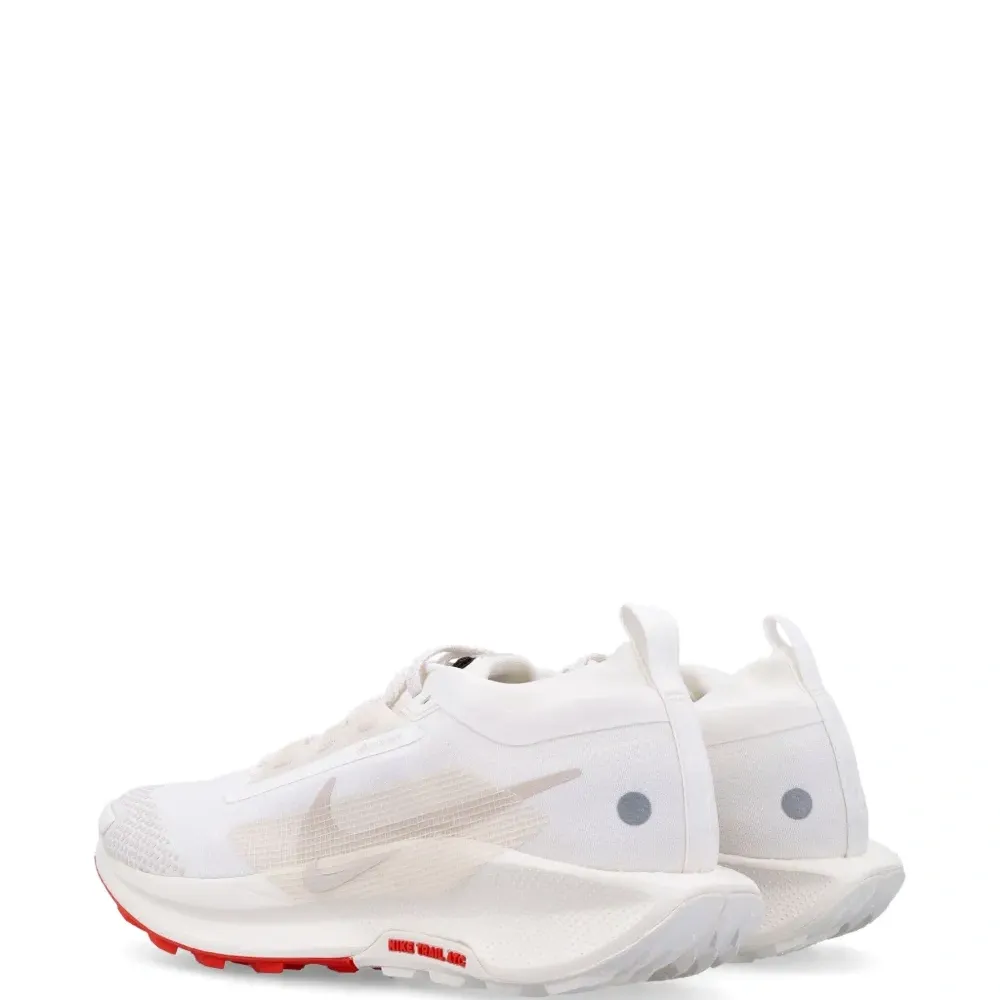 Кроссовки Pegasus Trail 5