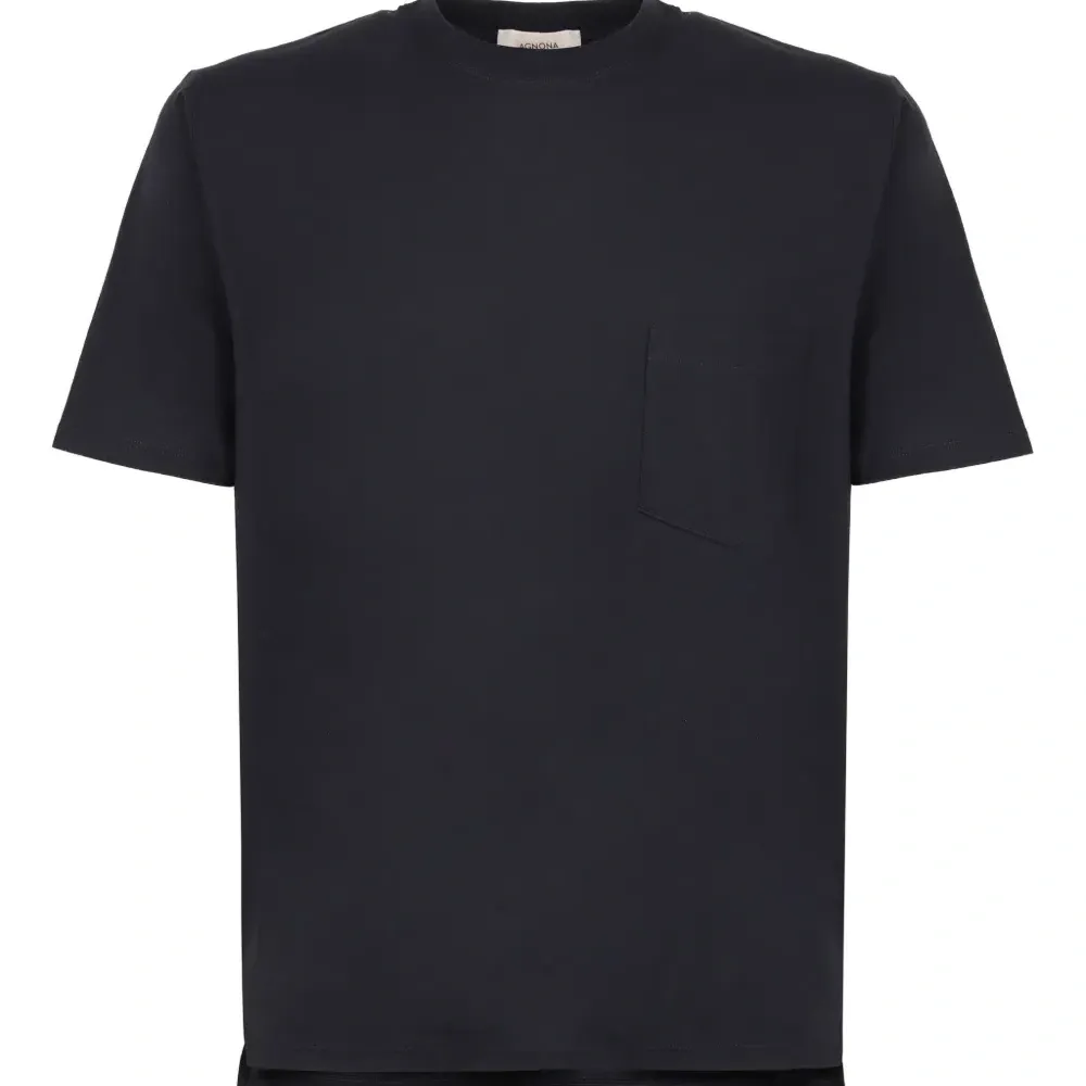 футболка с круглым вырезом