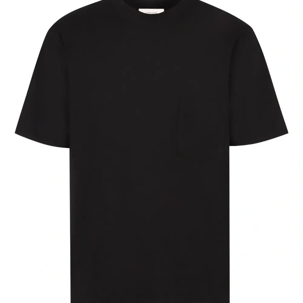 футболка с круглым вырезом