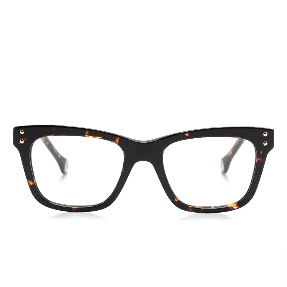 Очки в квадратной оправе Очки в квадратной оправе