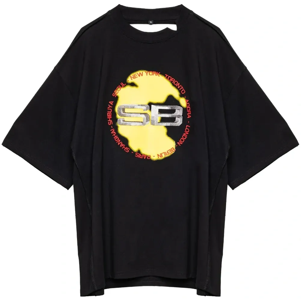 Футболка с логотипом