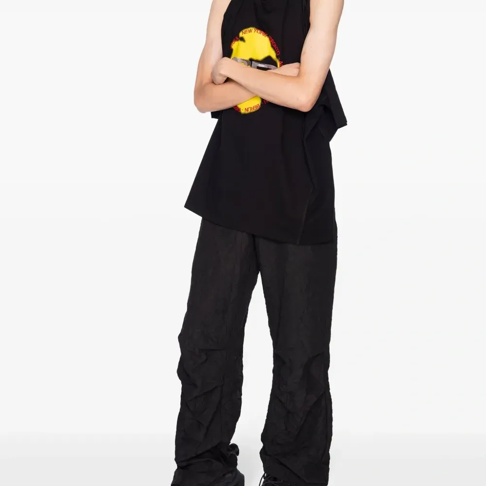 Футболка с логотипом