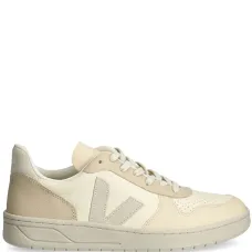 Кроссовки V-10