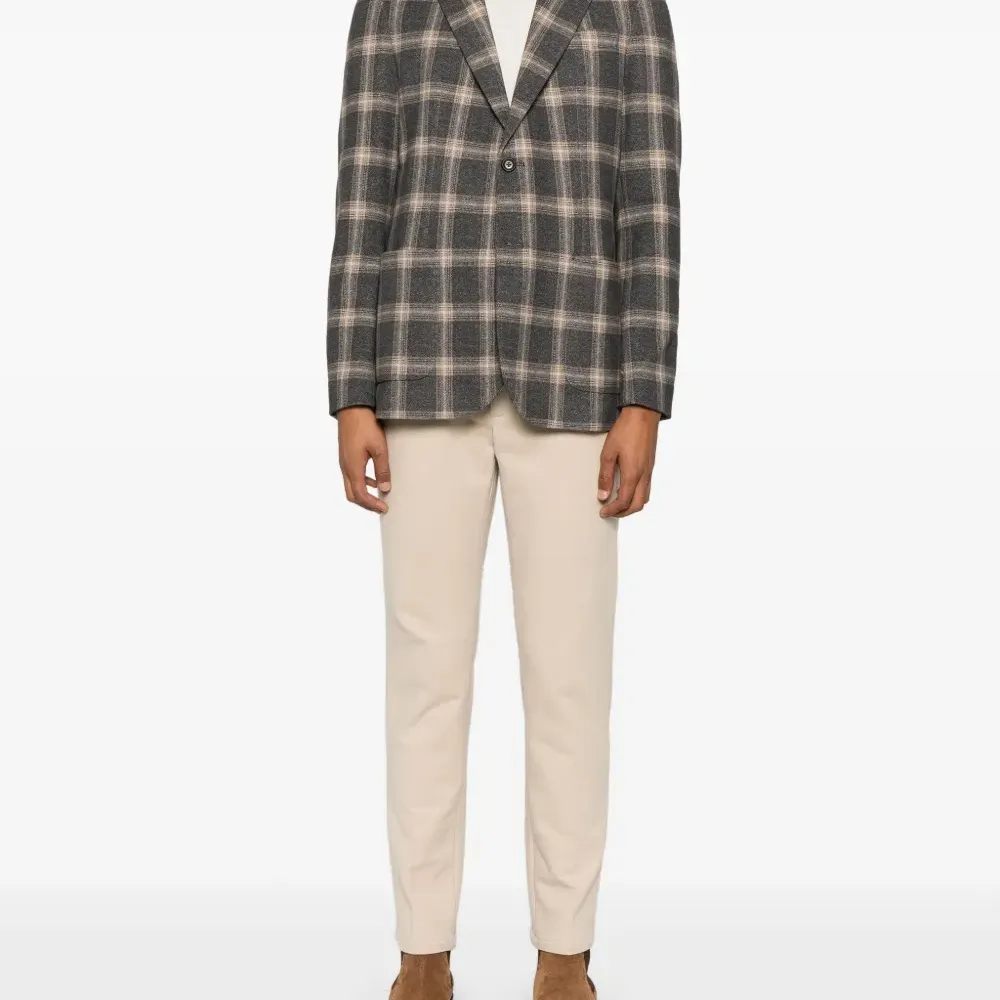 Пиджак в клетку