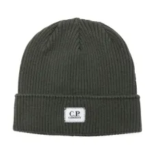 Шапка бини с нашивкой-логотипом Шапка бини с нашивкой-логотипом