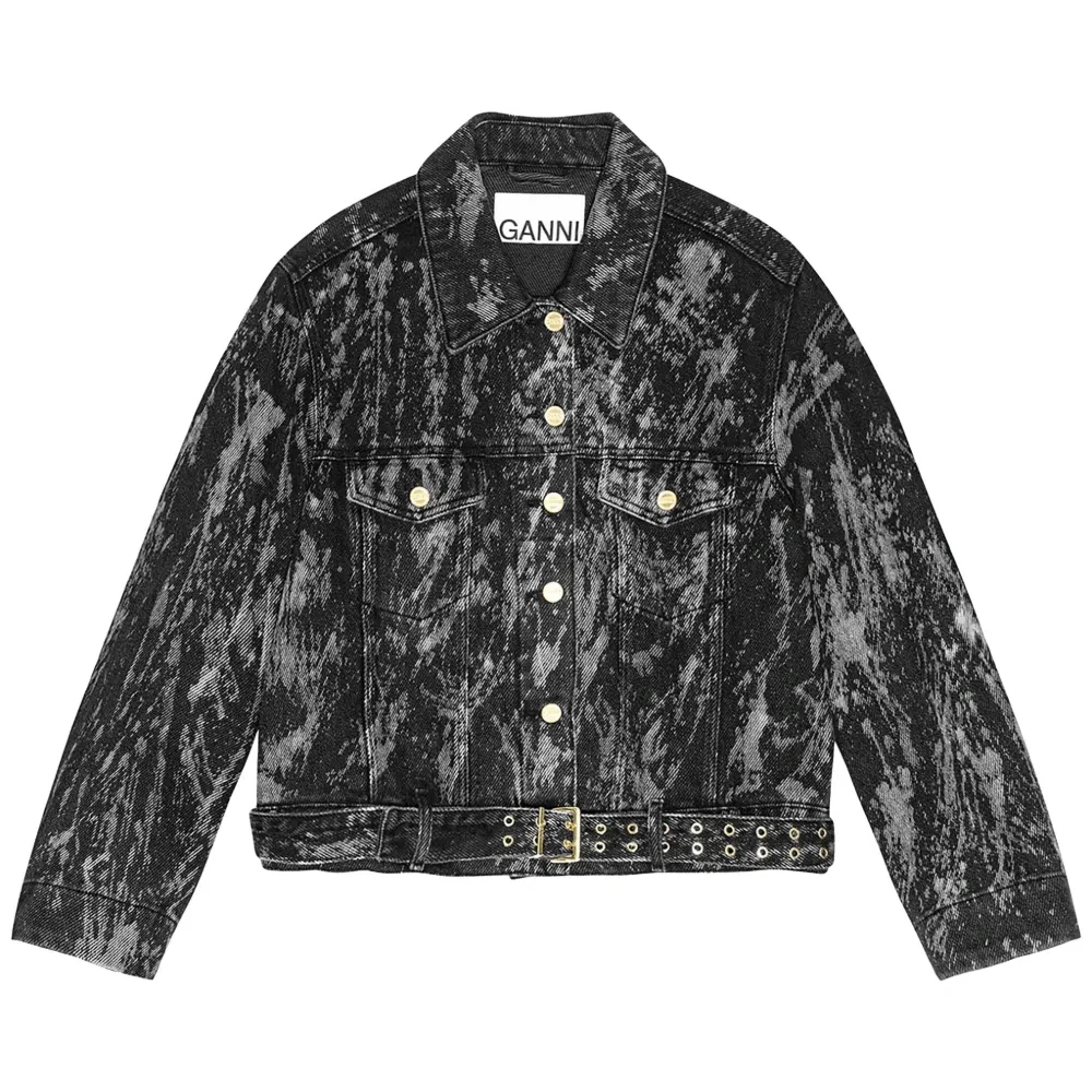 Джинсовая куртка с поясом