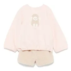 Комплект из топа и шортов с аппликацией