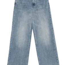 Широкие джинсы