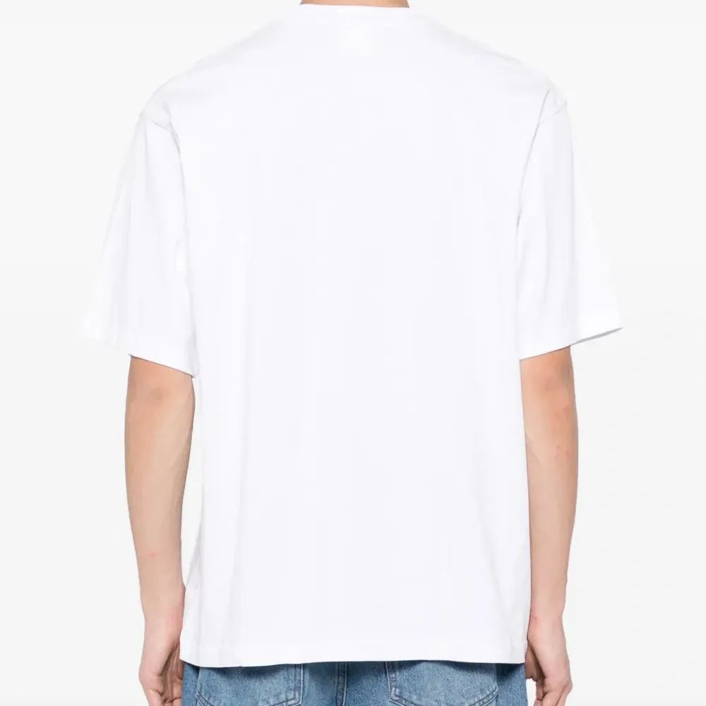 Футболка с логотипом