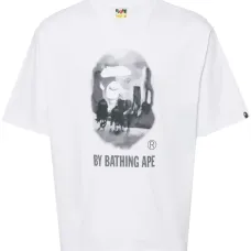 Футболка с логотипом