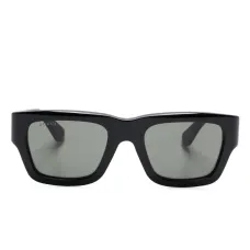 Солнцезащитные очки в прямоугольной оправе