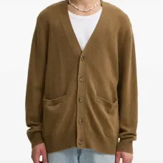 Кардиган на пуговицах
