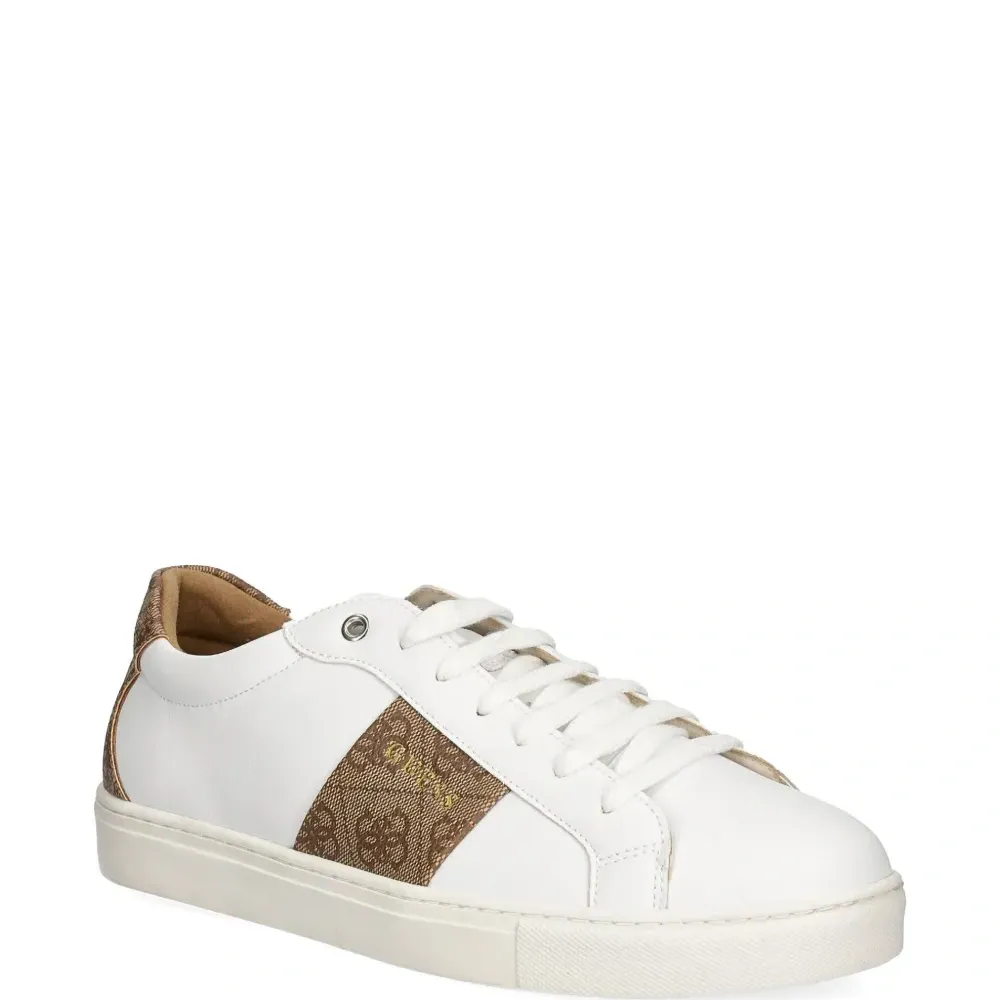 Кроссовки с монограммой