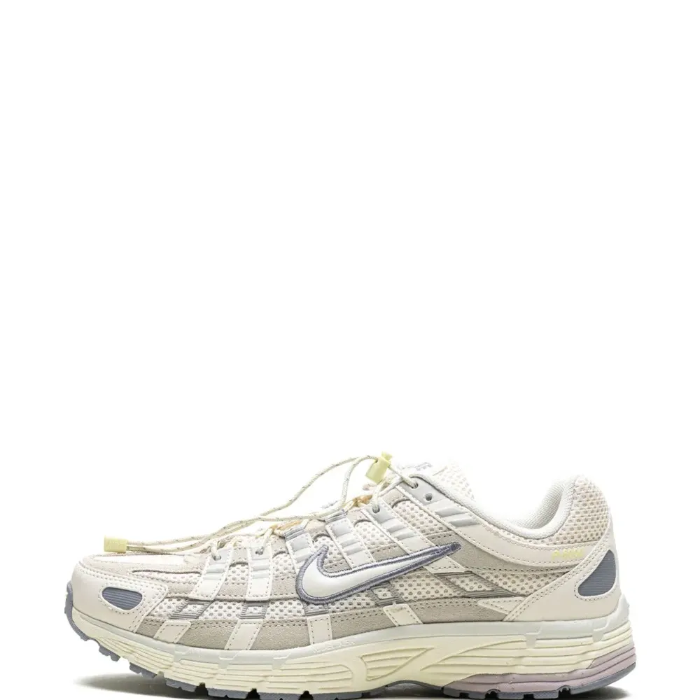 Кроссовки P-6000