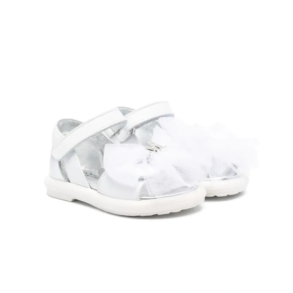 Сандалии с бантами