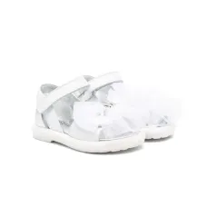 Сандалии с бантами